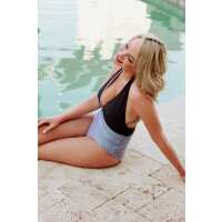Read Jess Lea Reviews